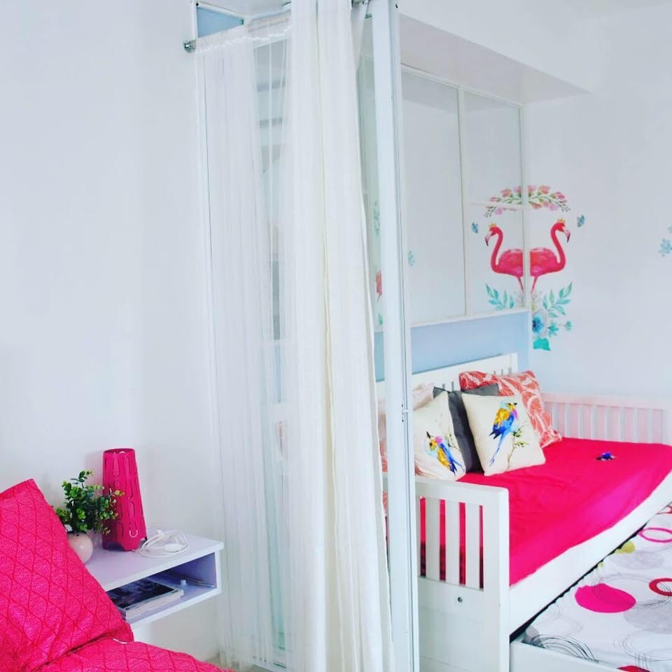 Charming, Airy-end unit in Tagaytay w/NETFLIX Apartment in Tagaytay