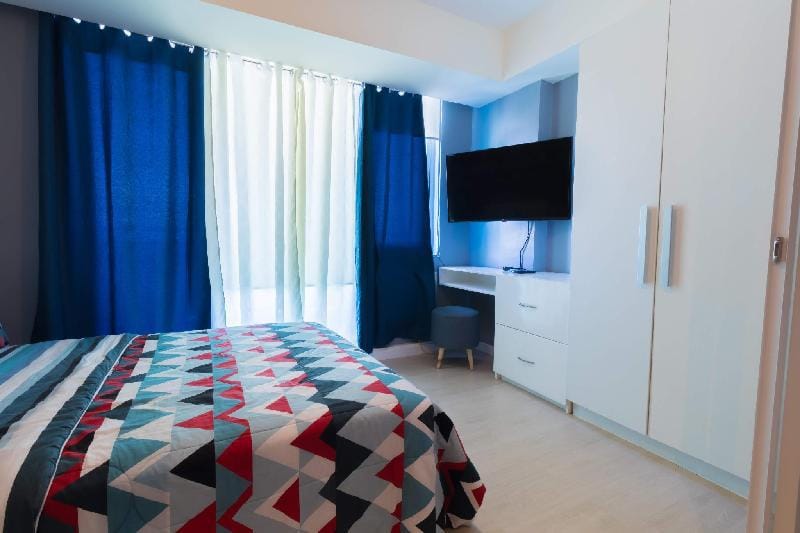 Azure Maldives Tower, Beach Right At Your Doorstep Apartment in Paranaque