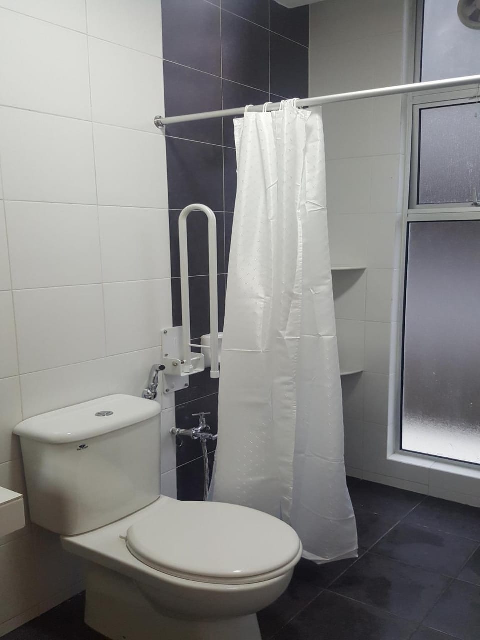 Homestay A-1-19 (6 pax) @ Golden Hills NightMarket Apartment in Brinchang