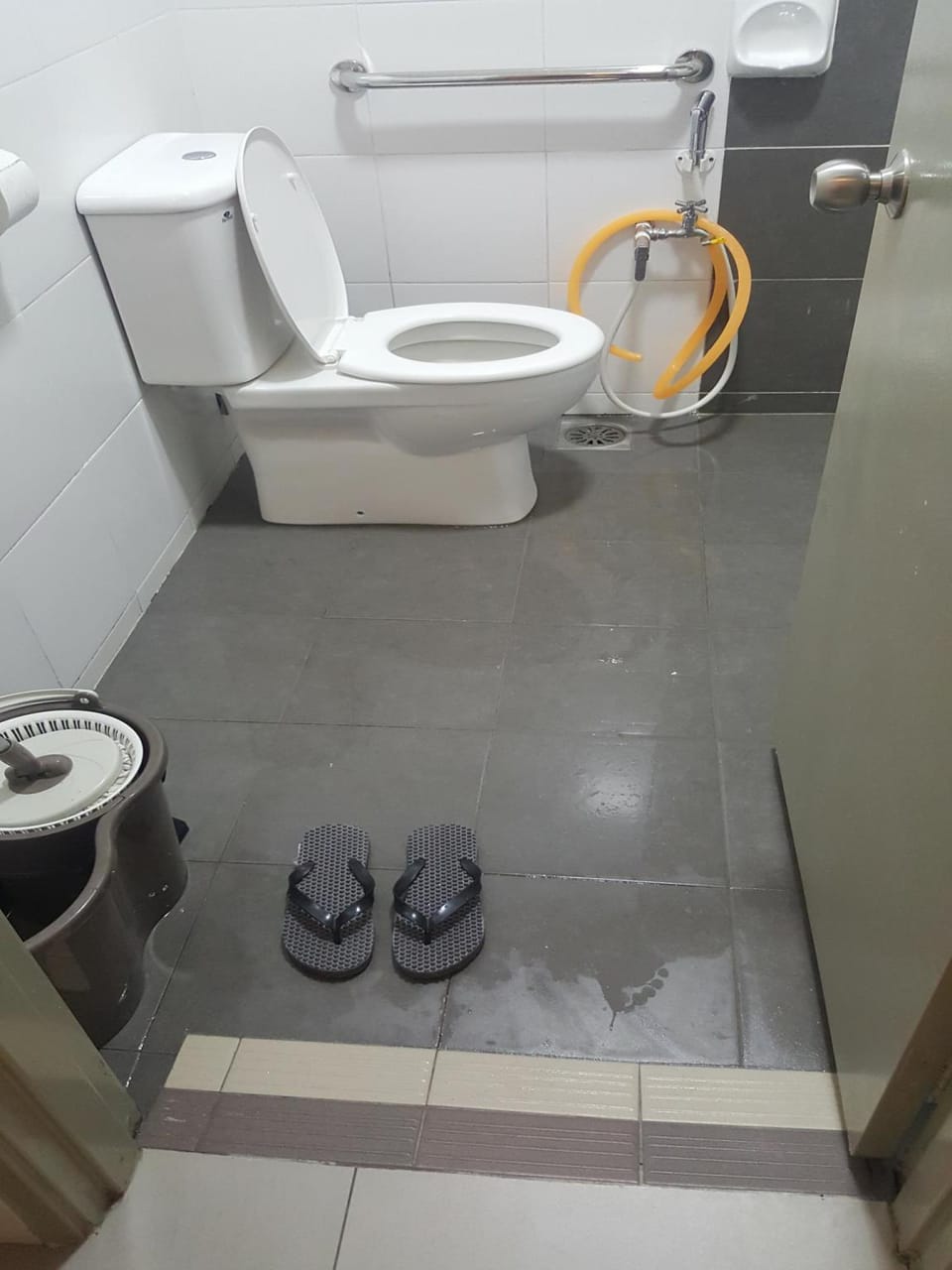 Homestay A-1-19 (6 pax) @ Golden Hills NightMarket Apartment in Brinchang
