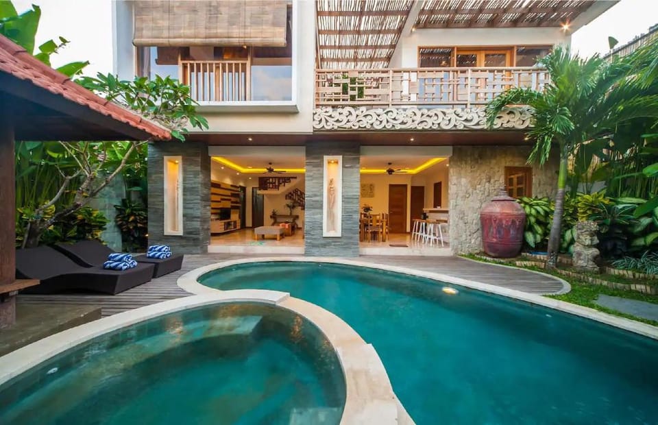SUZUKI Villa 2 with 3BR Seminyak Villa in Kuta