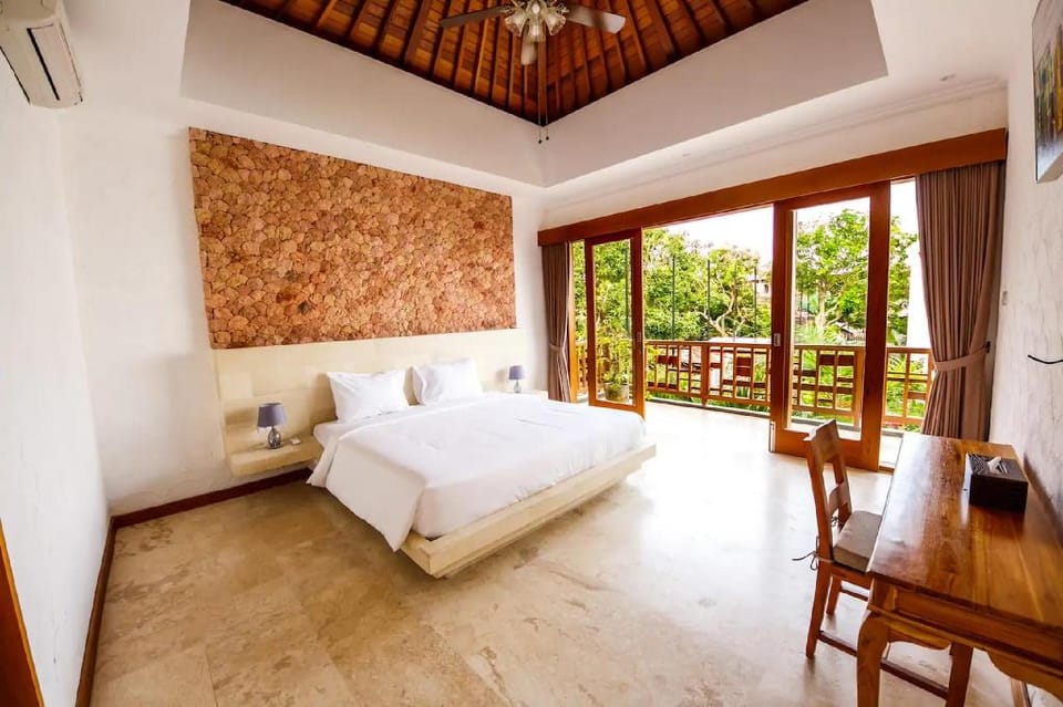 SUZUKI Villa 2 with 3BR Seminyak Villa in Kuta