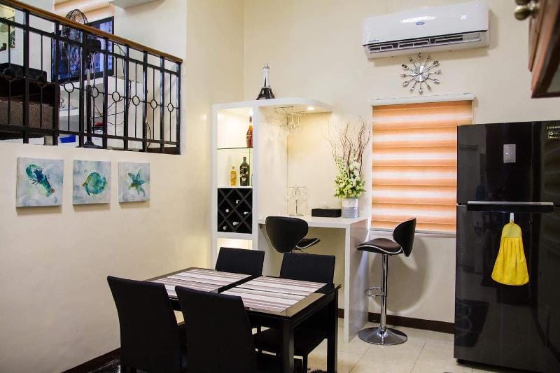 Bella Casa by J&J  (3BR HOUSE |WIFI|VACATION HOME) Vacation rental in Central Visayas