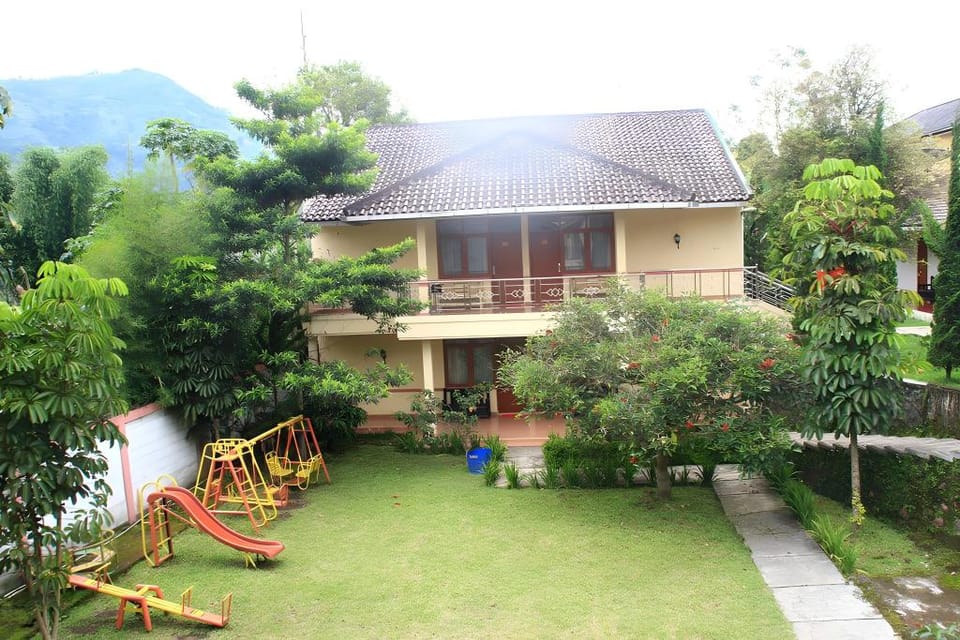 Narima Resort Hotel Hotel in Lembang