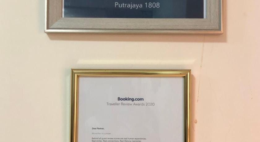 Putrajaya 1808 Homestay (15 beds) Vacation rental in Putrajaya