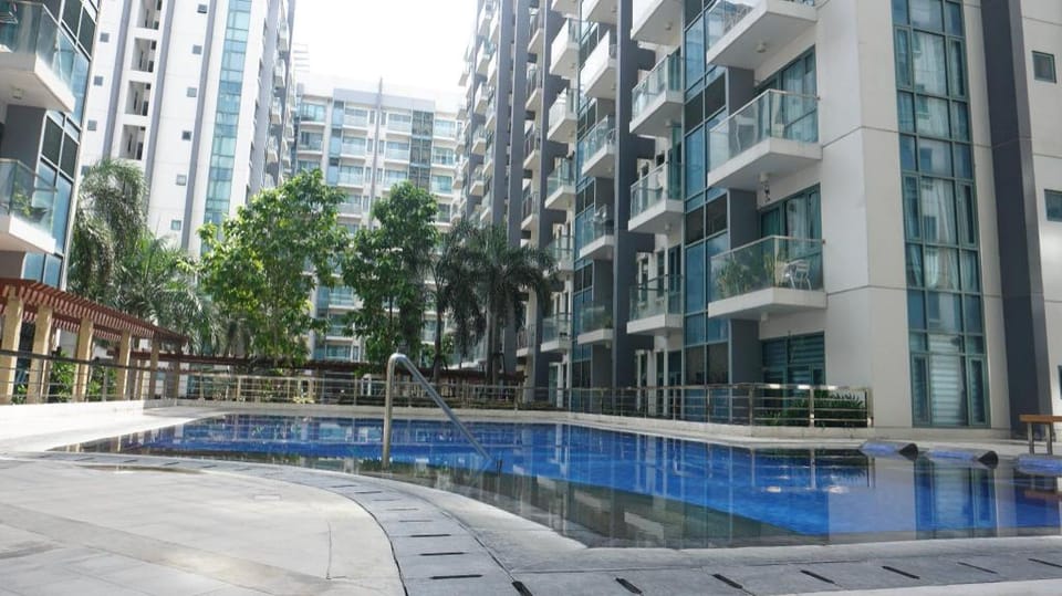 Palm Tree Studio Condo  at Manila Airport by Beth Apartment in Pasay