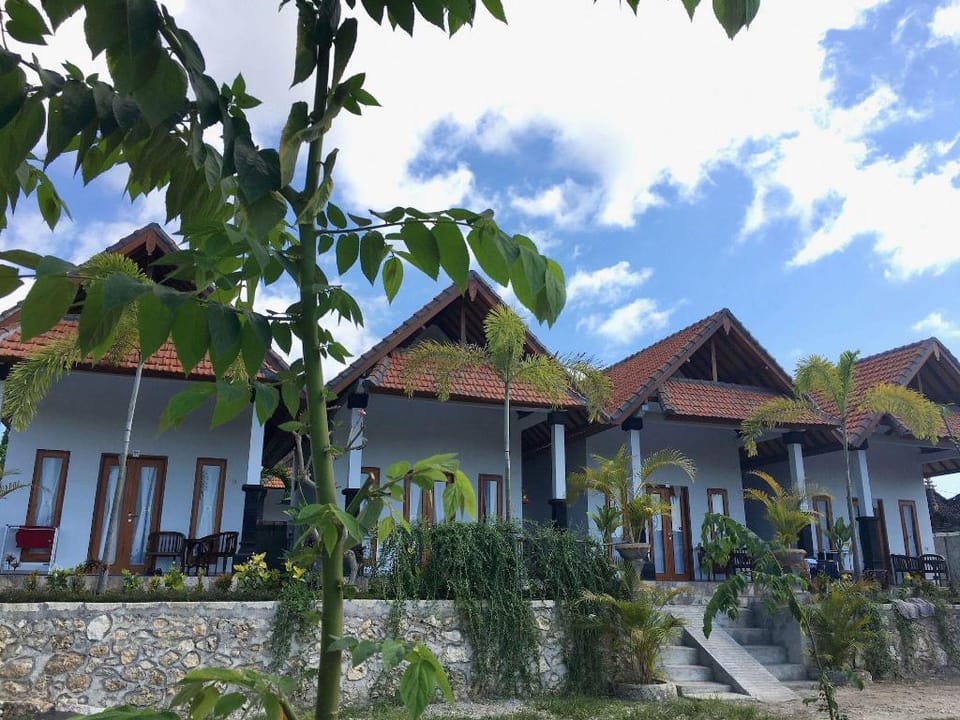 The Dagan Bungalow Bed and Breakfast in Nusapenida