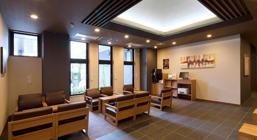 HOTEL ROUTE-INN Osaka Takaishi -Hagoromo Ekimae- Hotel in Osaka Prefecture