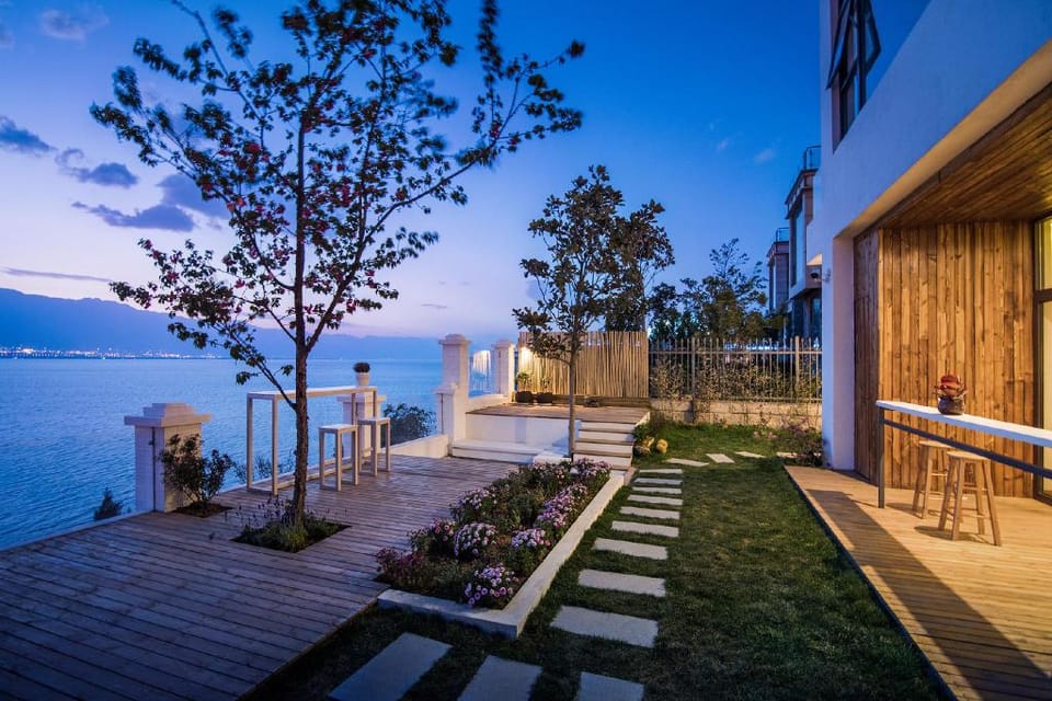 Dali Verdant Whisper-Stone Hill Seaview Inn Bed and Breakfast in China