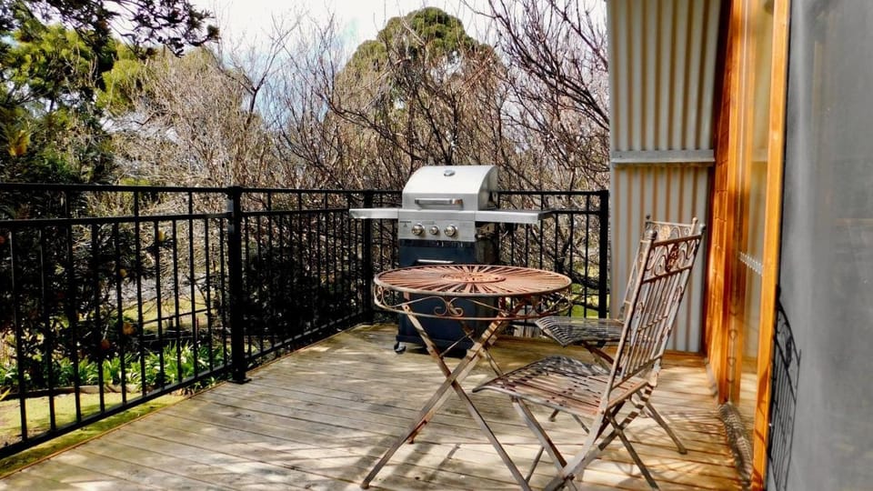 43 Degrees Bruny Island Apartment in South Bruny