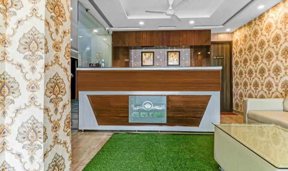 Hotel Royal Residency Near ISBT-Max Hospital Mohali Chandigarh Hotel in Chandigarh