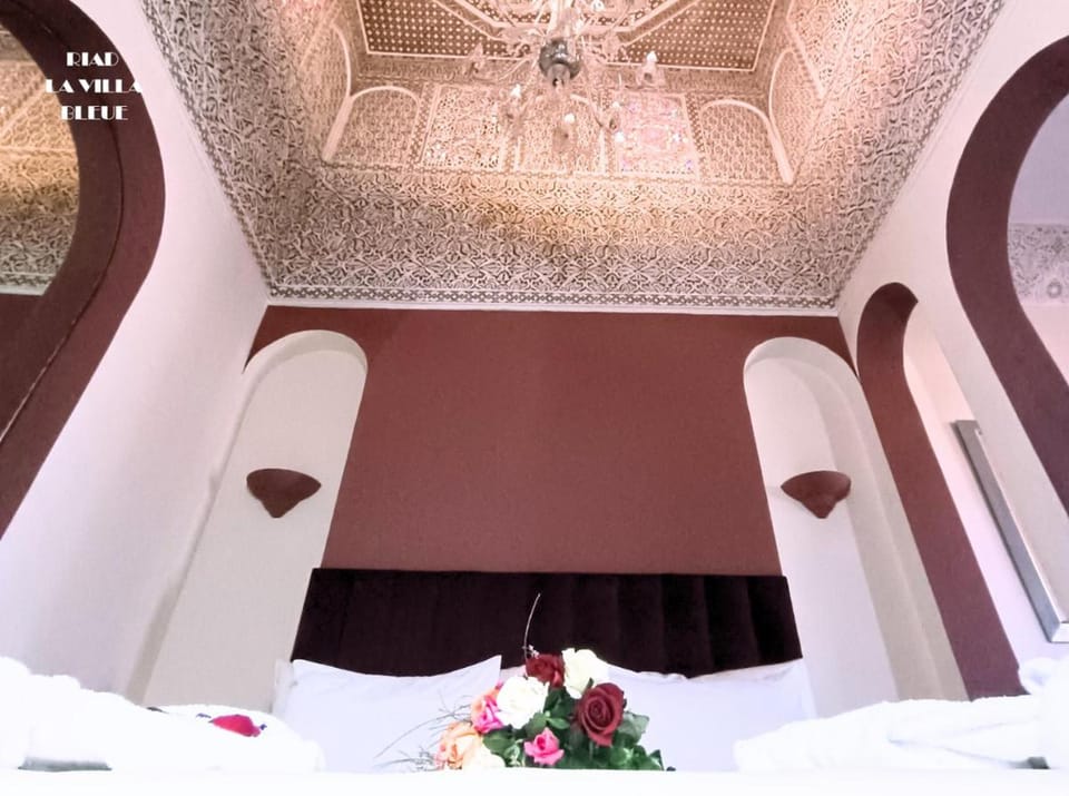 Riad la villa bleue & SPA Bed and Breakfast in Marrakesh
