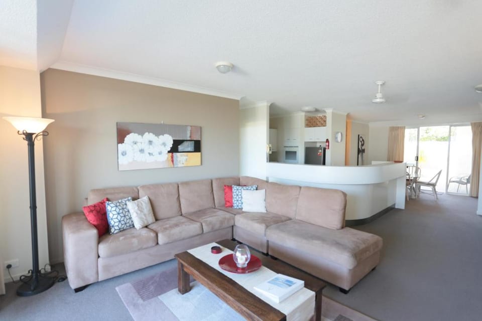 Visit the Cote D'Azur in Sunshine Beach Apartment in Noosa Heads