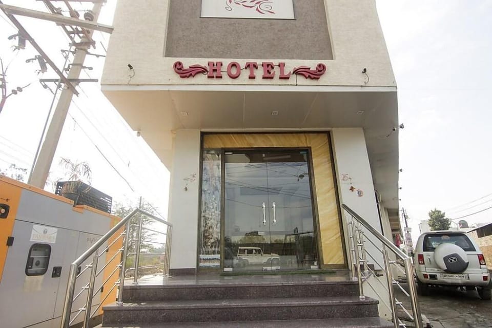 Hotel Khatana Palace Hotel in Rajasthan