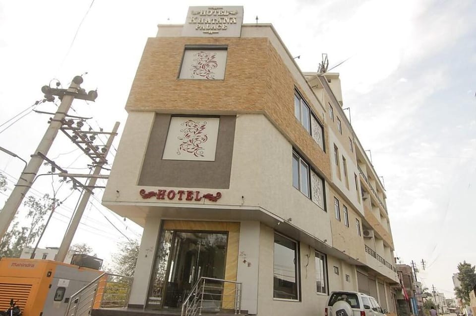 Hotel Khatana Palace Hotel in Rajasthan