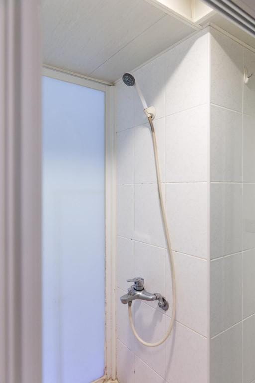 Ximending(Emei C)-Free Drop-off Service,lift Apartment in Taipei City