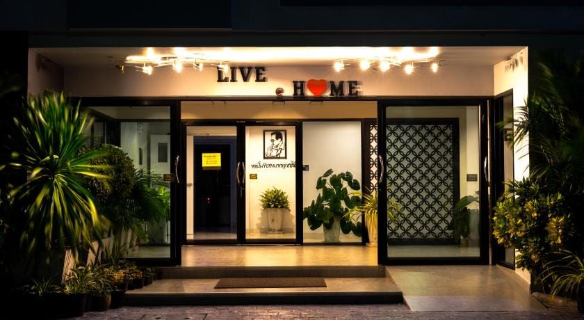 Live@Home Sukhumvit 105 close to BITEC,BTS Bearing Apartment in Bangkok