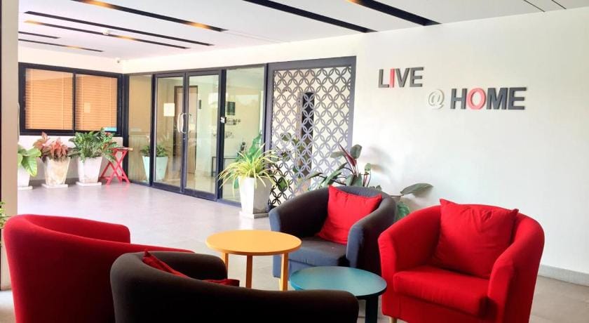 Live@Home Sukhumvit 105 close to BITEC,BTS Bearing Apartment in Bangkok