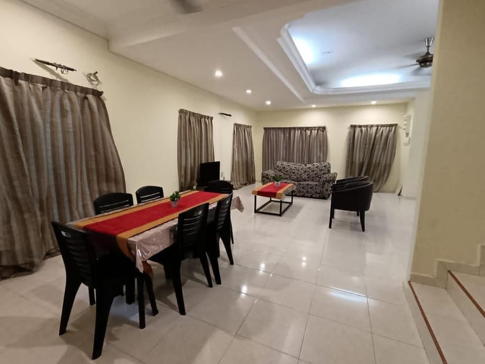 Meranti Homestay Hotel in Johor