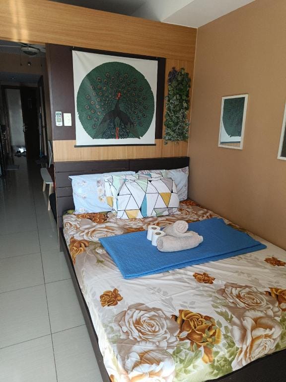 Max tower A shell residences  balcony/wifi/Netflix Apartment in Pasay