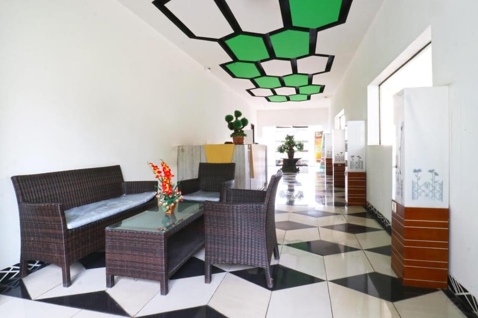 Habibah Syariah Hotel Bed and Breakfast in Jakarta