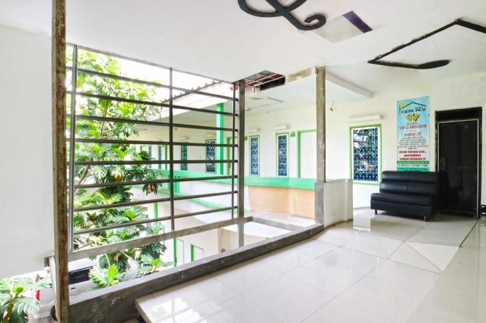 Habibah Syariah Hotel Bed and Breakfast in Jakarta