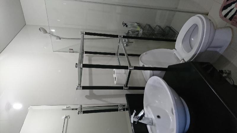 One Palmtree 2BR Across Airport Newport Pasay city Apartment in Pasay