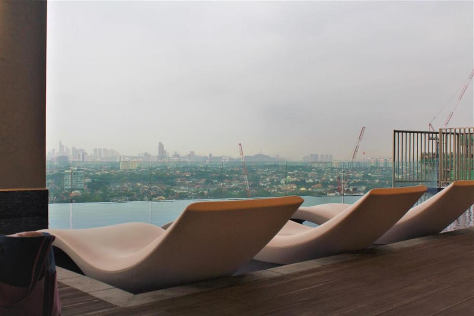 Azure Residence 2BR @ Paradigm Mall Petaling Jaya Apartment in Petaling Jaya