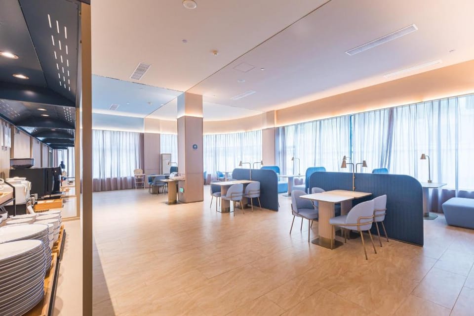 Hanting Hotel Guangzhou Nangang Subway Station Hotel in Guangzhou