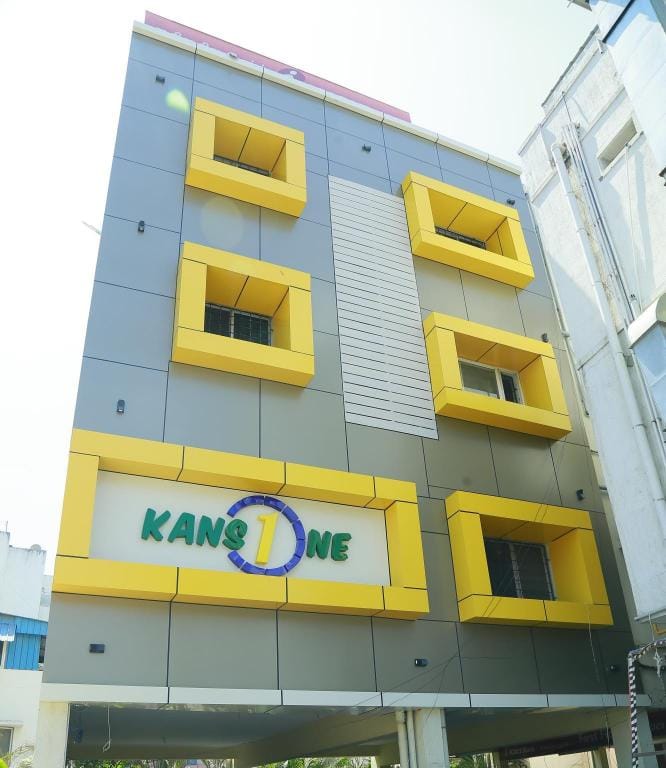 Kans One Bed and Breakfast in Chennai