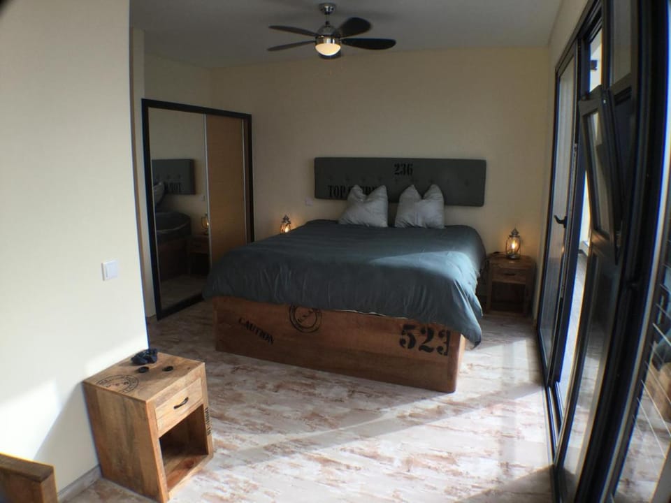 Guesthouse-TheView Bed and Breakfast in Madeira District