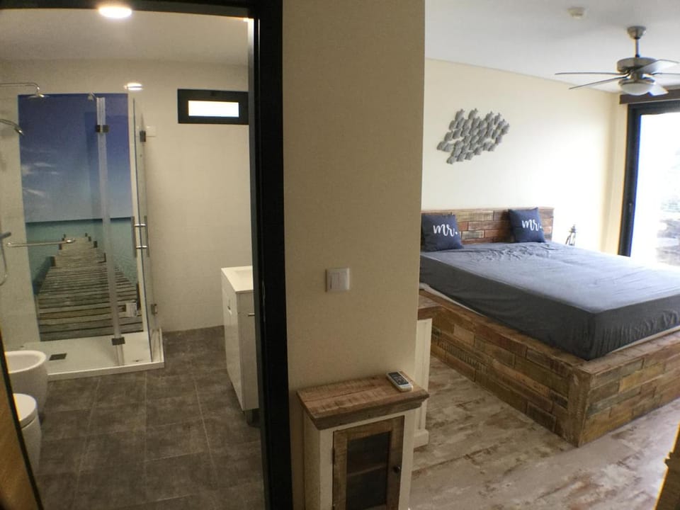 Guesthouse-TheView Bed and Breakfast in Madeira District