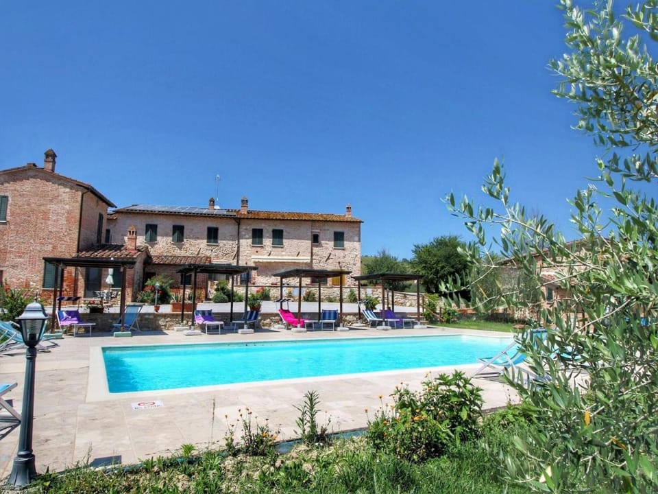 Lovely Farmhouse in Asciano with Swimming Pool Vacation rental in Tuscany
