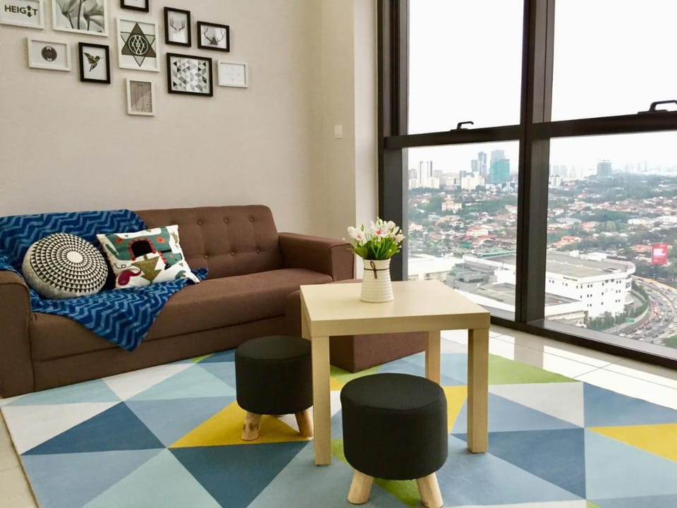 Minimalist Duplex @ Petaling Jaya &Sunway 100MBPS Apartment in Petaling Jaya