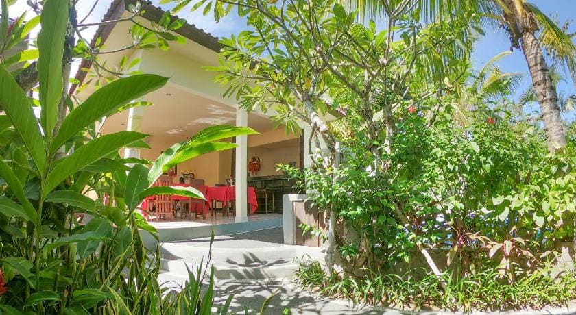 palm bamboo hotel Hotel in Kuta Selatan