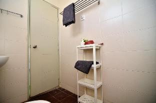 ImpianaCasa Kluang Guesthouse (Muslim Friendly) Vacation rental in Johor