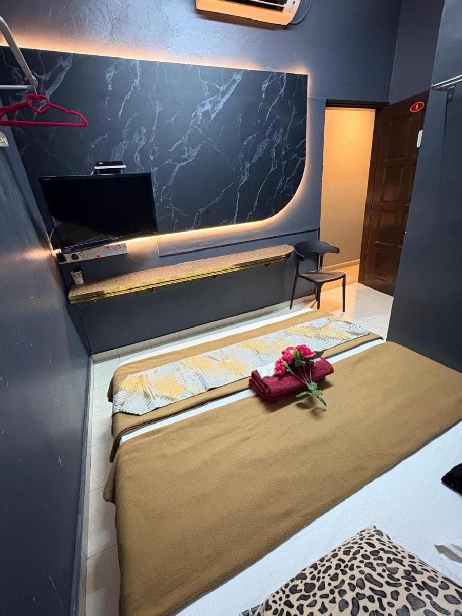 Weng Kong Hotel Bed and Breakfast in Perak