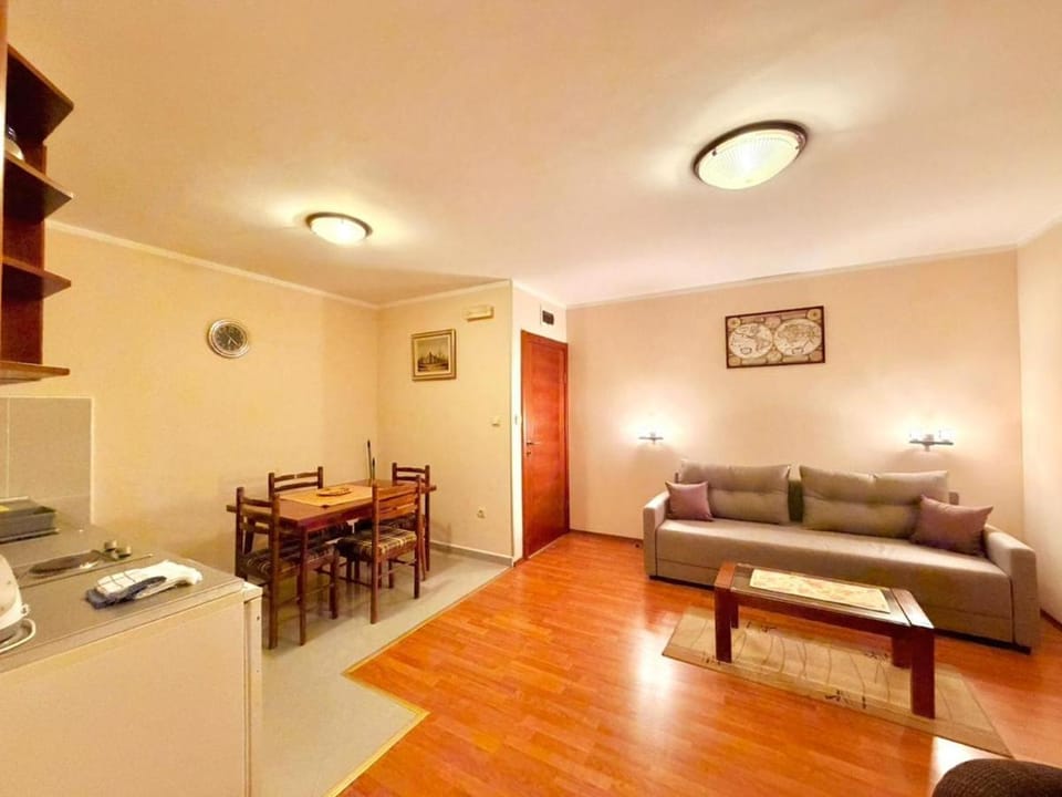 Beachfront Apartments Oaza 1 Bed and Breakfast in Budva Municipality