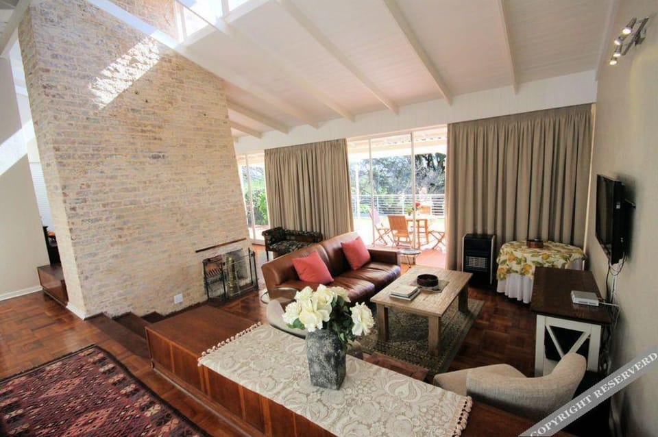 Stay 2 Live Groenkloof Hotel in Pretoria