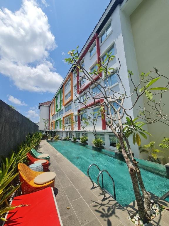 Zuri Express Jimbaran Hotel in Kuta Selatan
