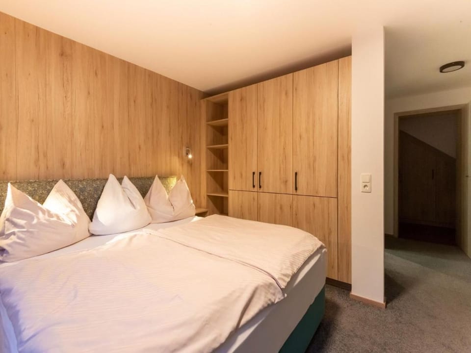 Lovely Apartment with Sauna, Ski Storage, Pool, Terrace Apartment in Salzburgerland