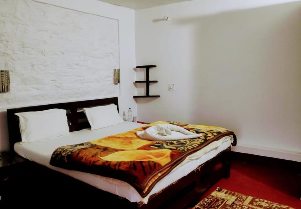PAILAAAG ORCHARD & RESTAURANT Hotel in Uttarakhand
