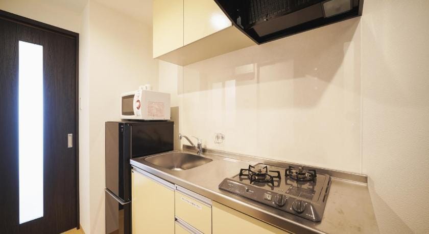 Hotel Cosmos Shintoshin Apartment in Naha