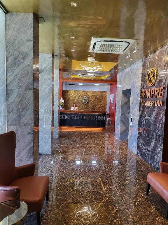 Sempre Premier Inn Mactan Airport Hotel Hotel in Central Visayas