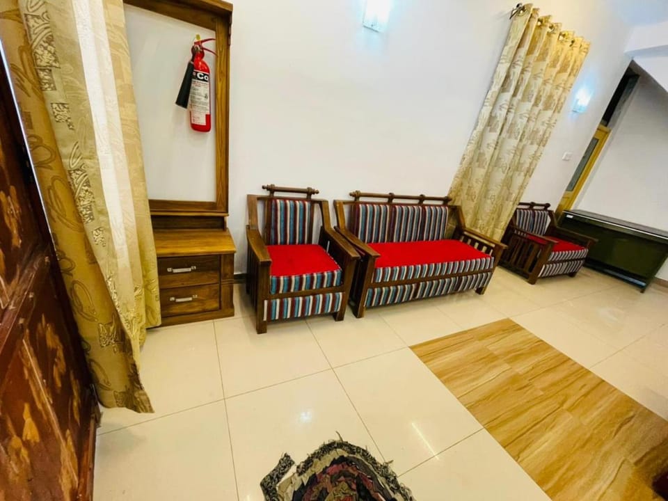 New Eagle Best Inn Inn in Central Province