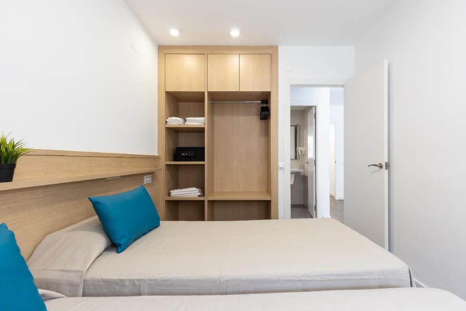 Rentalmar Zahara family suites Apartment in Salou