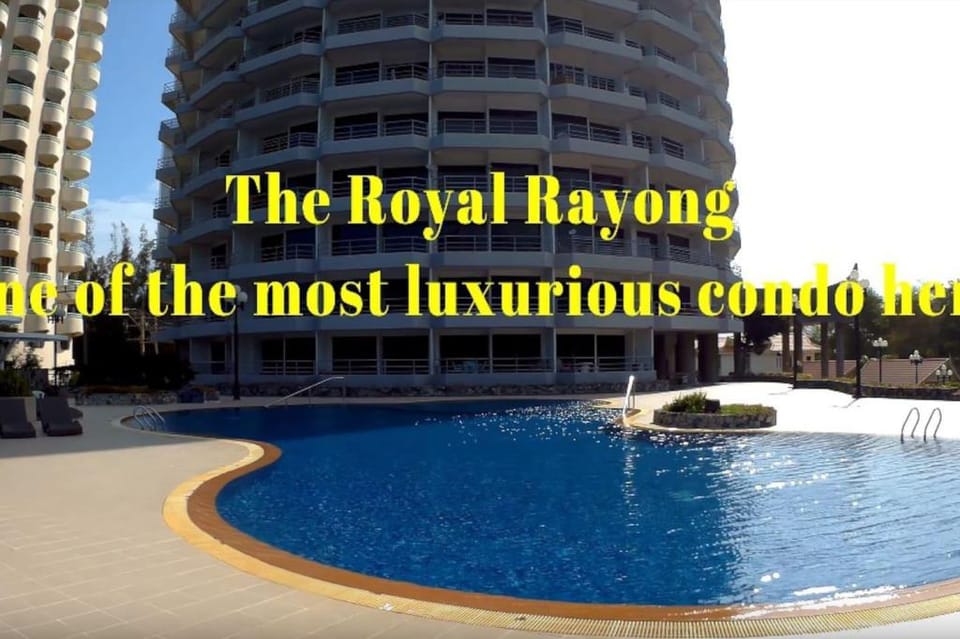 Rayong by Milanee, BeachFrontCondo2B/2B Apartment in Phe