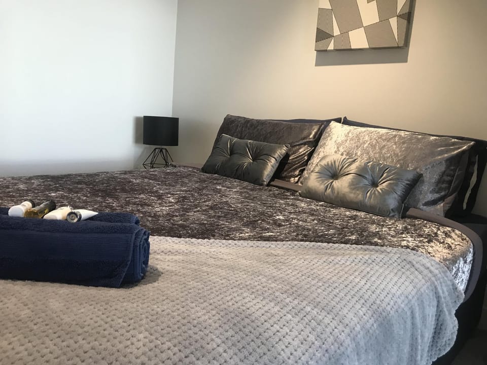 Upper House Suites Apartment in Melbourne