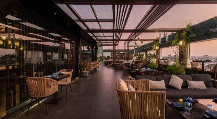 Novotel Chennai Chamiers Road Hotel in Chennai