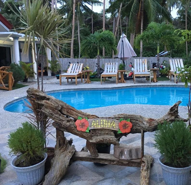 Aloha Seaside Resort Resort in Siquijor